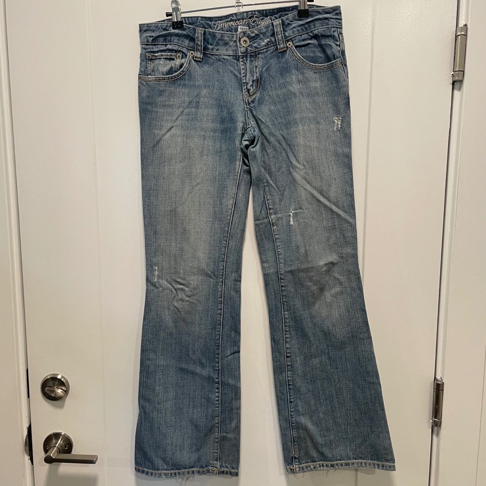 American Eagle Favorite Boyfriend Jeans Blue Medium Wash Low Rise Size 6 Regular